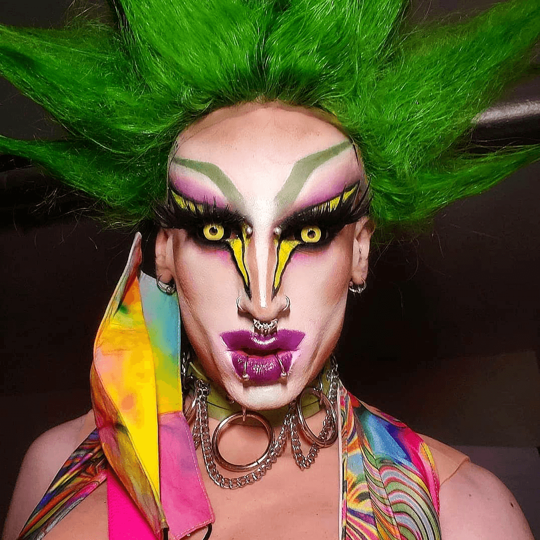 Bleach_Ichigo_Hollow_Eye_Sclera_Contacts-6